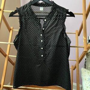 Old Navy black and white polka dot sleeveless top